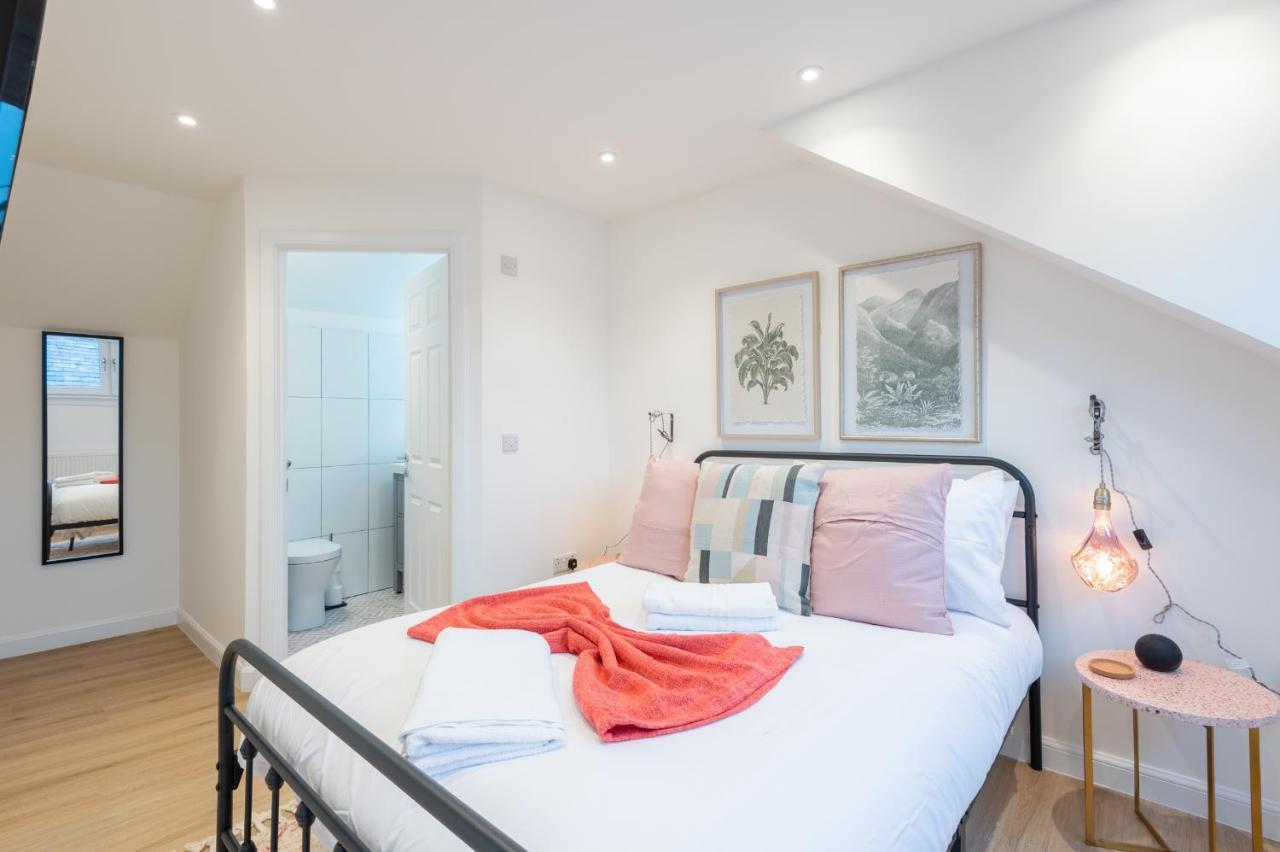 The Pinkish House - 4 Bed Home In The Town Centre Blairgowrie and Rattray Zewnętrze zdjęcie